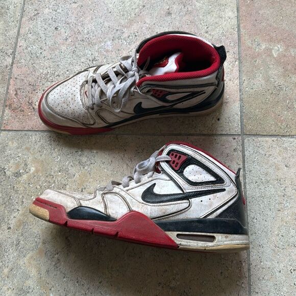 Nike Flight Falcon - Picture 1 of 5